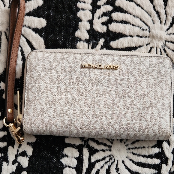 Michael Kors Handbags - Michael Kors Beige Signature Zip-Around Wristlet Wallet with Gold Hardware